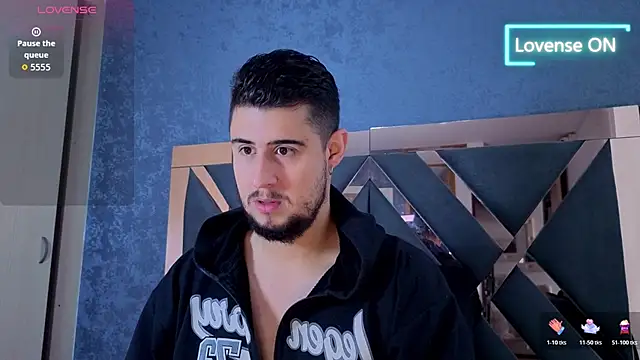 Snapshot of ryan_evanss chatting on October 19, 2025, 12:19 pm ryan evanss online show from October 19, 2025, 12:19 pm