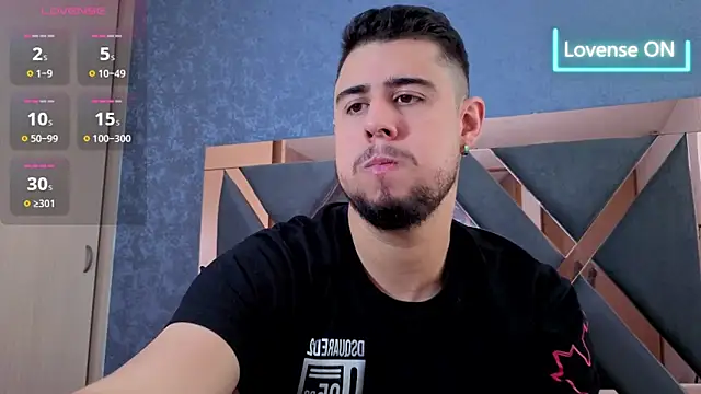 Snapshot of ryan_evanss chatting on October 8, 2025, 12:28 pm ryan evanss online show from October 8, 2025, 12:28 pm