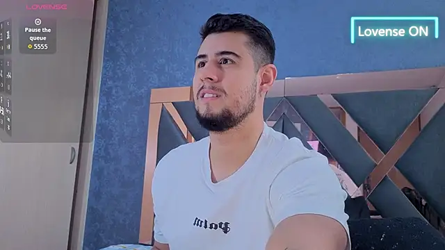 Snapshot of ryan_evanss chatting on October 17, 2025, 12:07 pm ryan evanss online show from October 17, 2025, 12:07 pm