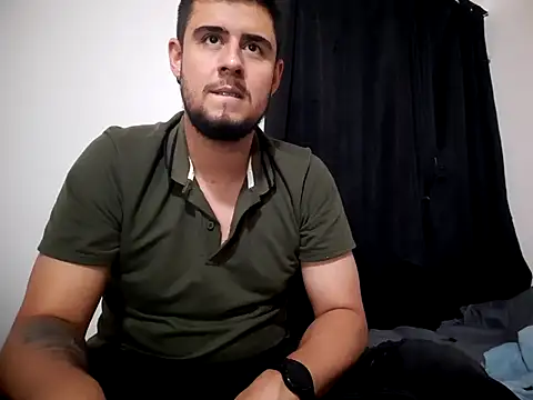 Snapshot of ryan_evanss chatting on October 2, 2025, 5:22 am ryan evanss online show from October 2, 2025, 5:22 am