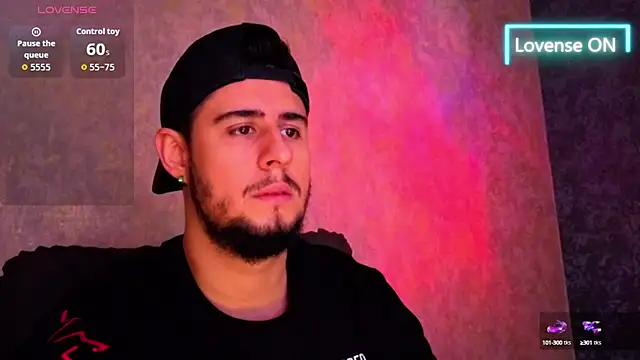 Snapshot of ryan_evanss chatting on September 17, 2025, 1:02 pm ryan evanss online show from September 17, 2025, 1:02 pm