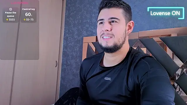 Snapshot of ryan_evanss chatting on October 5, 2025, 12:29 pm ryan evanss online show from October 5, 2025, 12:29 pm