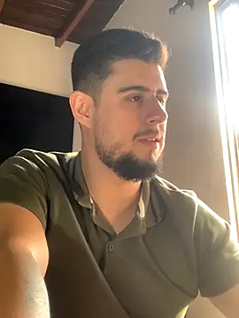 Snapshot of ryan_evanss chatting on November 15, 2025, 2:43 pm ryan evanss online show from November 15, 2025, 2:43 pm