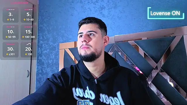 Snapshot of ryan_evanss chatting on November 11, 2025, 11:16 am ryan evanss online show from November 11, 2025, 11:16 am