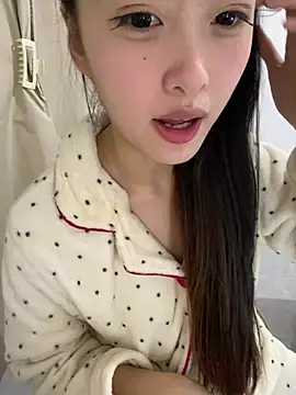 Snapshot of MengMeng0515 chatting on May 1, 2026, 10:20 am MengMeng0515 online show from May 1, 2026, 10:20 am
