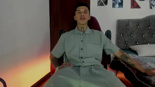 Snapshot of Savajelust chatting on December 18, 2025, 4:22 pm Savajelust online show from December 18, 2025, 4:22 pm