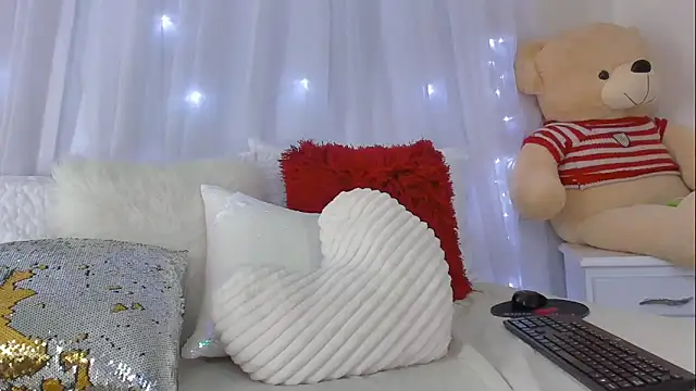 looklikeamovie online show from March 16, 2026, 6:10 pm