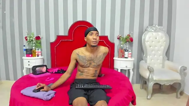 CaroyAndy online show from January 14, 2026, 12:31 pm