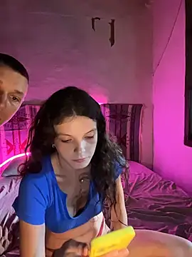 Snapshot of FoxStudioSex chatting on October 11, 2025, 11:44 am FoxStudioSex online show from October 11, 2025, 11:44 am