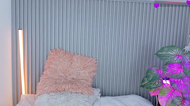 Celeste Presstigge online show from March 12, 2026, 9:41 pm