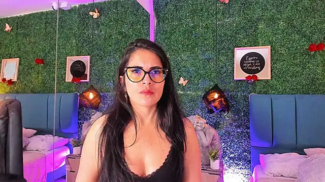 Linagh  online show from January 15, 2026, 11:46 am