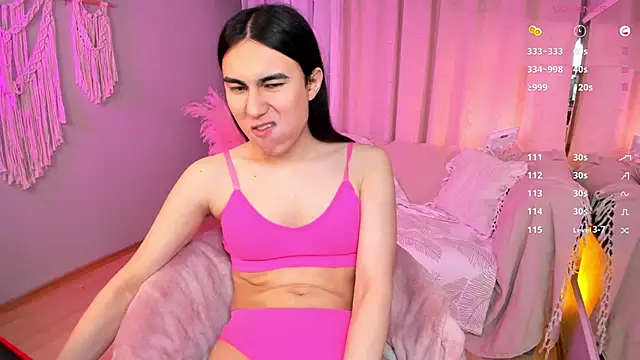 Snapshot of HeyAlena chatting on November 21, 2025, 7:51 am HeyAlena online show from November 21, 2025, 7:51 am