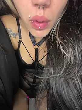 virtualgirlbr online show from June 14, 2026, 6:47 am
