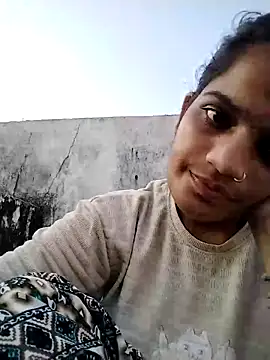 Snapshot of Sofia_kuuu chatting on September 14, 2025, 12:16 pm Sofia kuuu online show from September 14, 2025, 12:16 pm