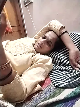 Snapshot of Sofia_kuuu chatting on September 23, 2025, 11:17 am Sofia kuuu online show from September 23, 2025, 11:17 am