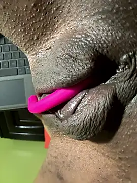 goddessfeettt online show from January 14, 2026, 9:46 am