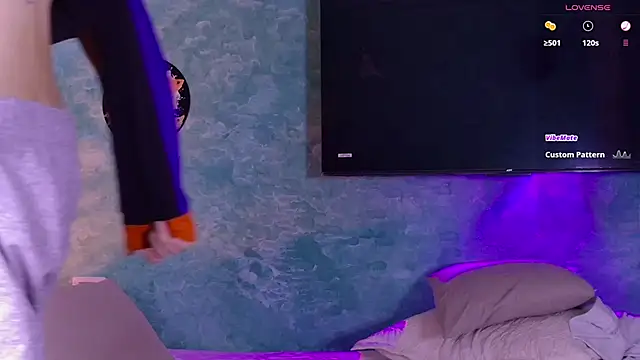 Snapshot of VicenteFerrer chatting on November 28, 2025, 8:09 pm VicenteFerrer online show from November 28, 2025, 8:09 pm