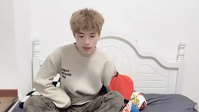 Snapshot of linger2563 chatting on October 30, 2025, 2:04 pm linger2563 online show from October 30, 2025, 2:04 pm