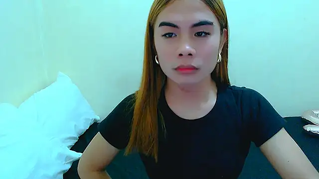 mikhaylahanderson online show from January 13, 2026, 2:15 am