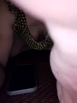 Snapshot of ____MeiMei____ chatting on November 1, 2025, 4:12 pm MeiMei online show from November 1, 2025, 4:12 pm