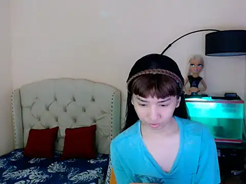 ShantalFoxxy  online show from March 8, 2026, 12:27 am