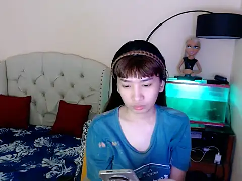 ShantalFoxxy  online show from February 23, 2026, 1:33 pm