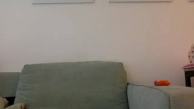 gracelovesxx online show from April 3, 2026, 12:33 pm