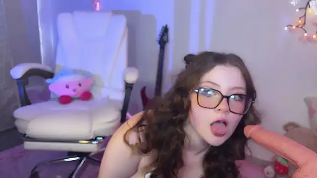 Lil bela online show from March 14, 2026, 12:22 pm