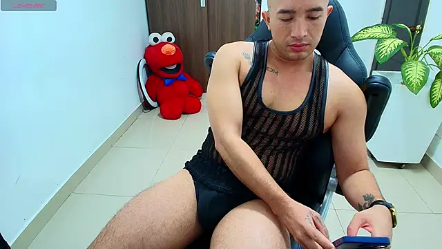 sebastian oconnor77 online show from September 19, 2025, 12:42 pm