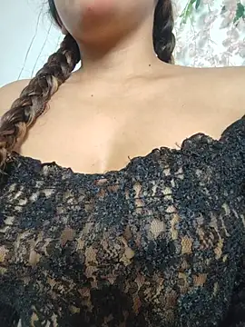 airamoon online show from April 26, 2026, 4:21 am