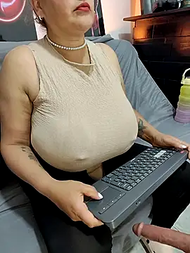 AlexxiaaMat online show from January 15, 2026, 11:02 am