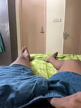 Snapshot of Harish0897 chatting on September 22, 2025, 4:18 am Harish0897 online show from September 22, 2025, 4:18 am