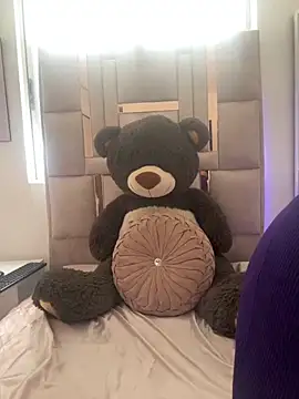 Snapshot of salomecute21 chatting on October 1, 2025, 1:37 pm salomecute21 online show from October 1, 2025, 1:37 pm