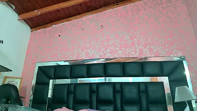 Snapshot of anzhel_novick chatting on November 11, 2025, 12:00 pm anzhel novick online show from November 11, 2025, 12:00 pm