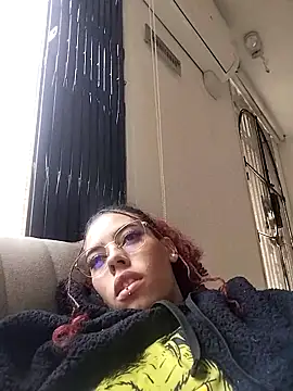 Pamelamiler   online show from November 28, 2025, 12:16 pm