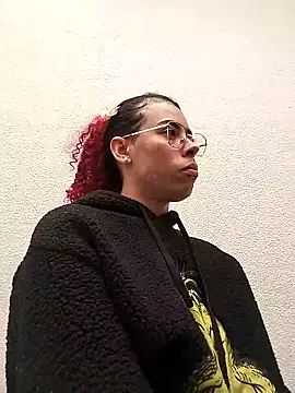 Pamelamiler   online show from November 19, 2025, 12:49 pm