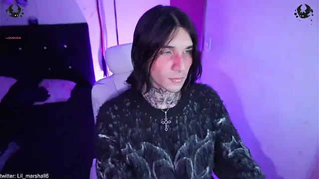 Snapshot of marshall__k chatting on February 15, 2026, 12:22 am marshall k online show from February 15, 2026, 12:22 am