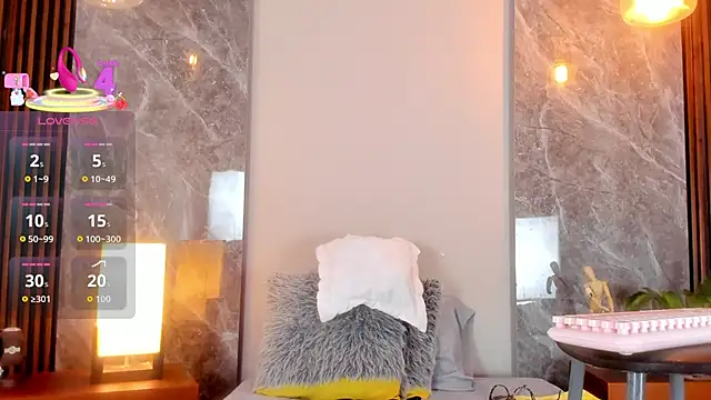 Snapshot of Emma_hunter_ chatting on October 20, 2025, 3:52 am Emma hunter online show from October 20, 2025, 3:52 am