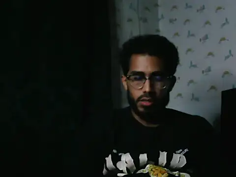 TU-MORENOO online show from September 19, 2025, 6:28 am