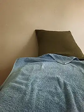 PussyLover880099 online show from October 9, 2025, 9:43 am