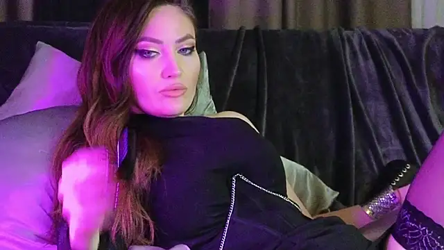 AliceJameson online show from February 16, 2025, 6:21 pm