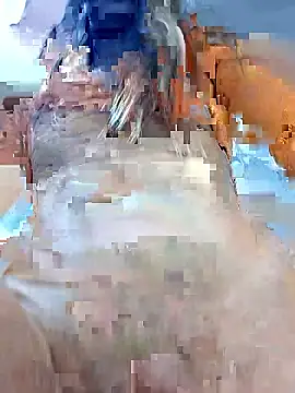 Snapshot of Elianasuarezz chatting on January 10, 2026, 12:39 am Elianasuarezz online show from January 10, 2026, 12:39 am