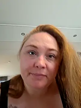 BrokenWife online show from April 16, 2026, 7:31 am