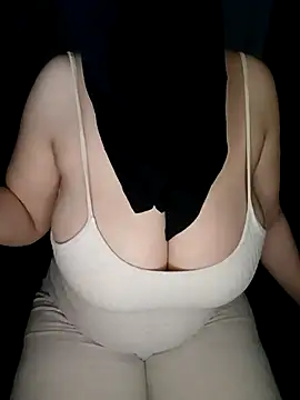 Snapshot of Lamia_Queen_ chatting on February 11, 2026, 9:58 pm Lamia Queen online show from February 11, 2026, 9:58 pm