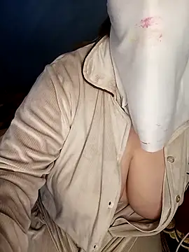 Lamia Queen  online show from December 4, 2025, 5:28 am