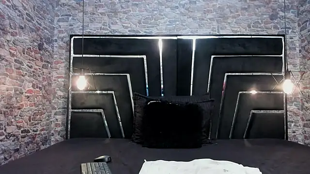 Snapshot of ALYANNA_HOT_ chatting on November 14, 2025, 12:09 pm ALYANNA HOT online show from November 14, 2025, 12:09 pm