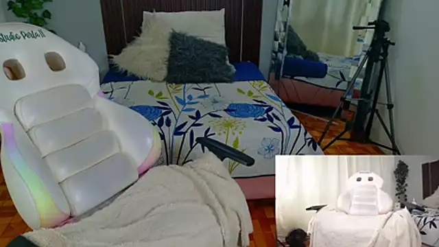 Snapshot of kataleya_29 chatting on December 2, 2025, 5:58 pm kataleya 29 online show from December 2, 2025, 5:58 pm