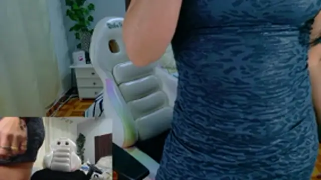 Snapshot of kataleya_29 chatting on December 15, 2025, 8:14 pm kataleya 29 online show from December 15, 2025, 8:14 pm