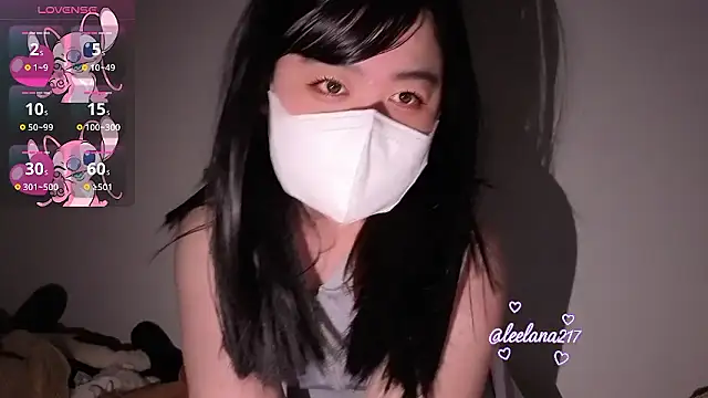 Snapshot of leelana217 chatting on October 3, 2025, 1:34 pm leelana217 online show from October 3, 2025, 1:34 pm