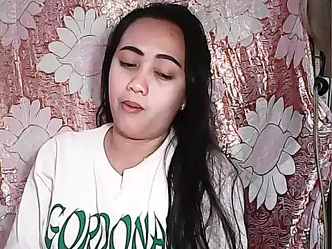Snapshot of Pinay_Chubby20 chatting on September 16, 2025, 12:33 am Pinay Chubby20 online show from September 16, 2025, 12:33 am